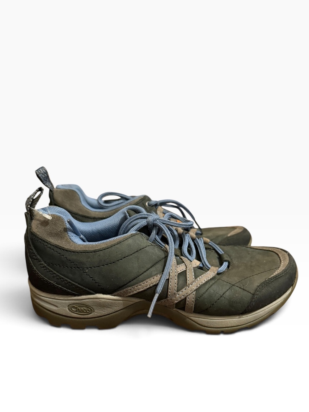 Chaco Leather Hiking Shoes Sneakers size 8